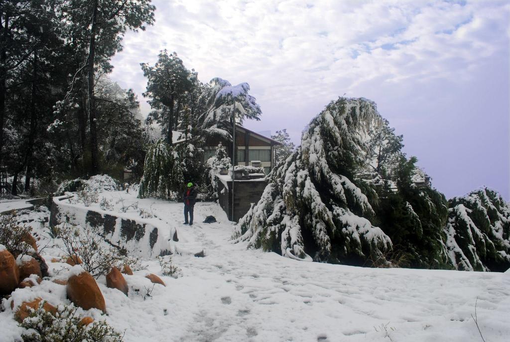 Imperial Heights Hotel Almora Exterior photo